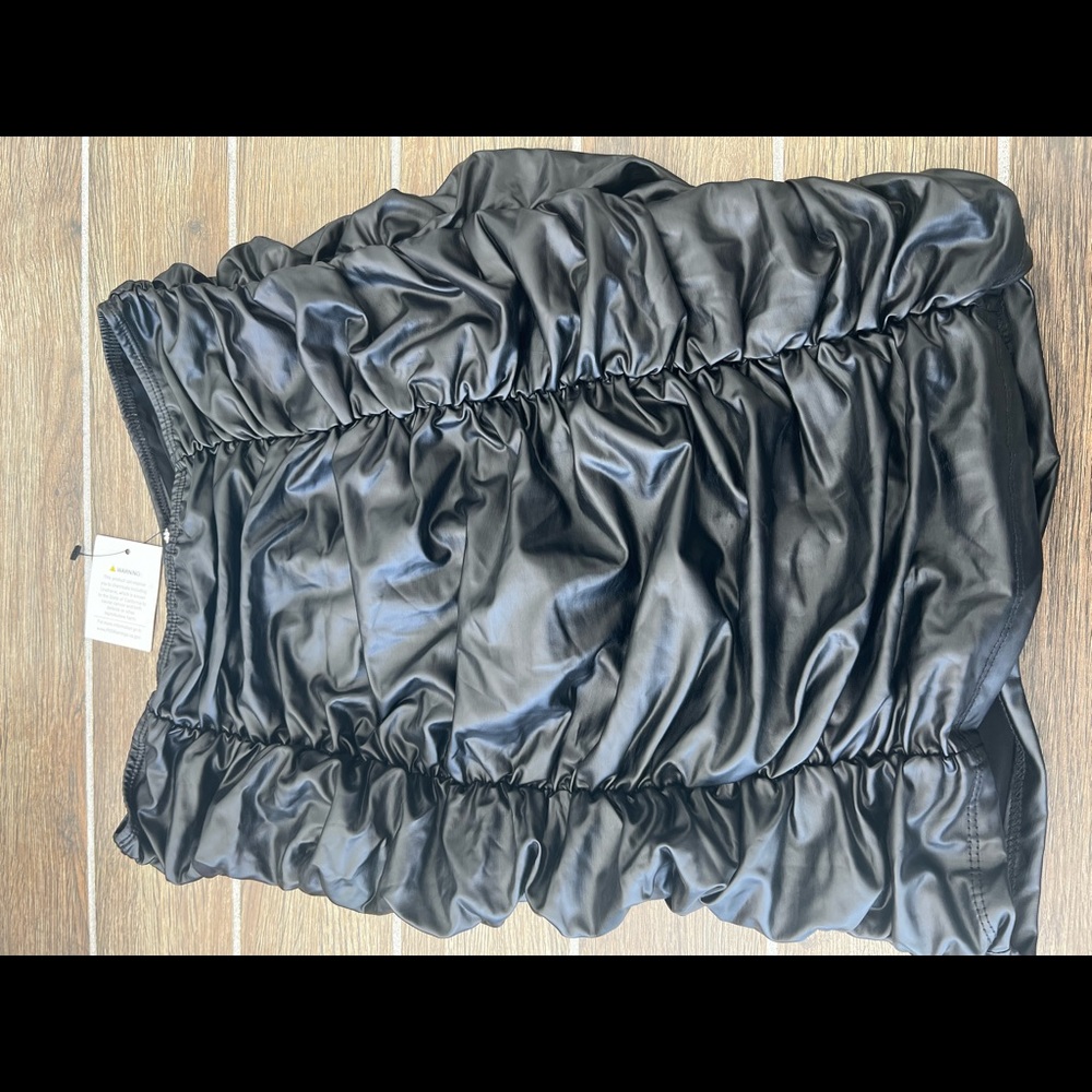 Leather skirt
